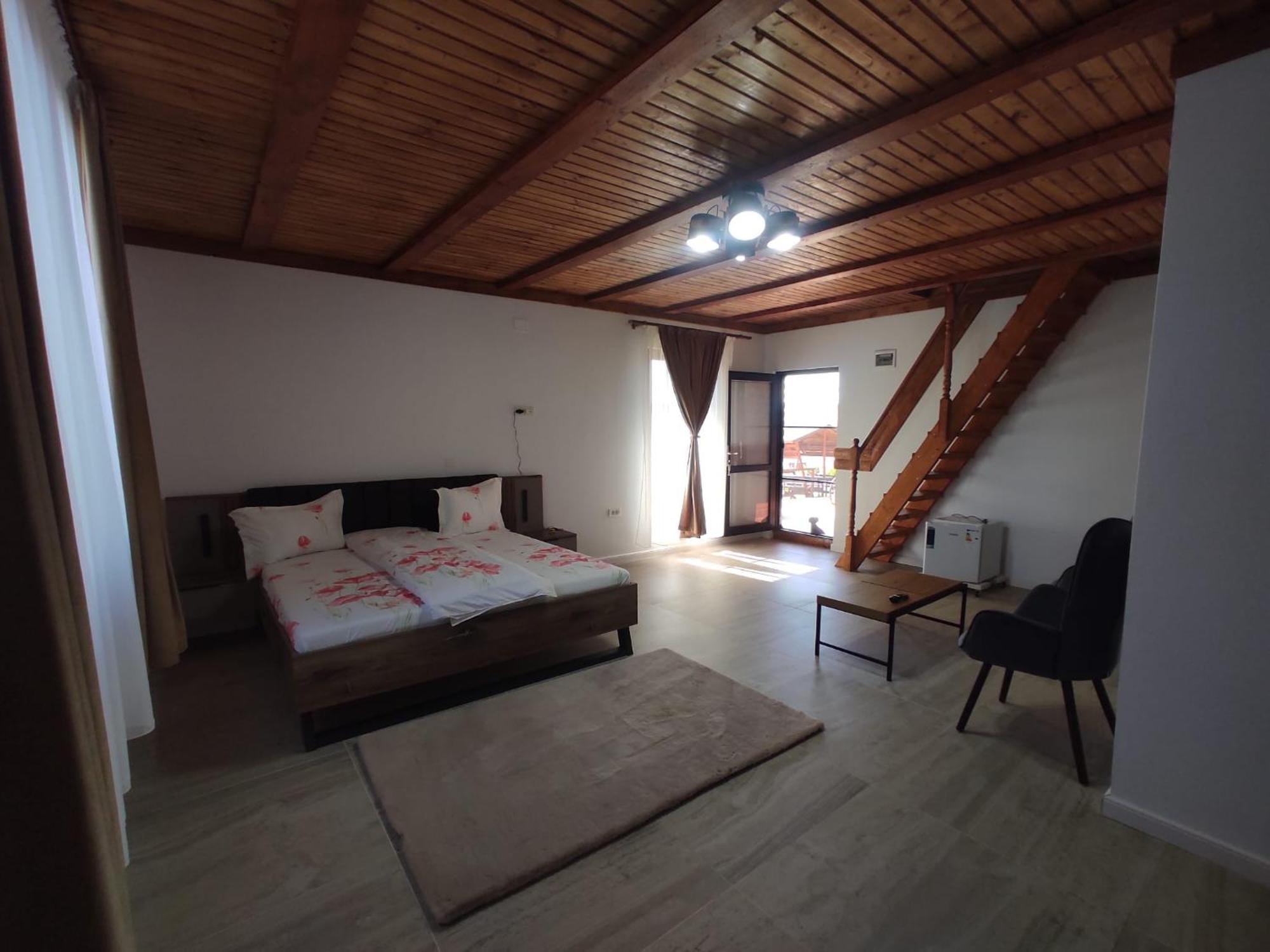 Готель La Hacienda Chetani Екстер'єр фото